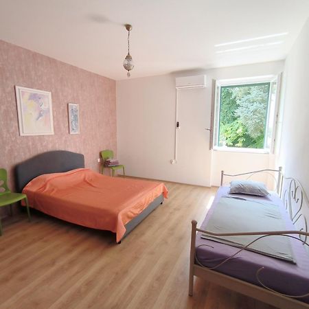 Bright And Colourful Apartment Luce -Sandy Beach سبليت المظهر الخارجي الصورة