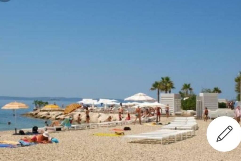 Bright And Colourful Apartment Luce -Sandy Beach سبليت المظهر الخارجي الصورة