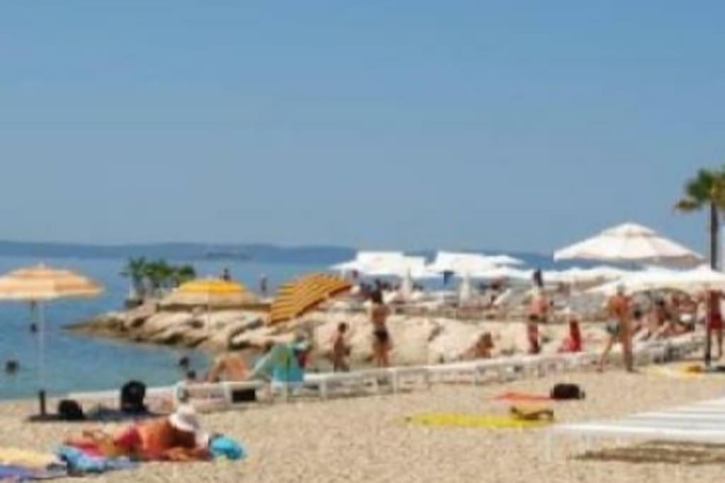 Bright And Colourful Apartment Luce -Sandy Beach سبليت المظهر الخارجي الصورة